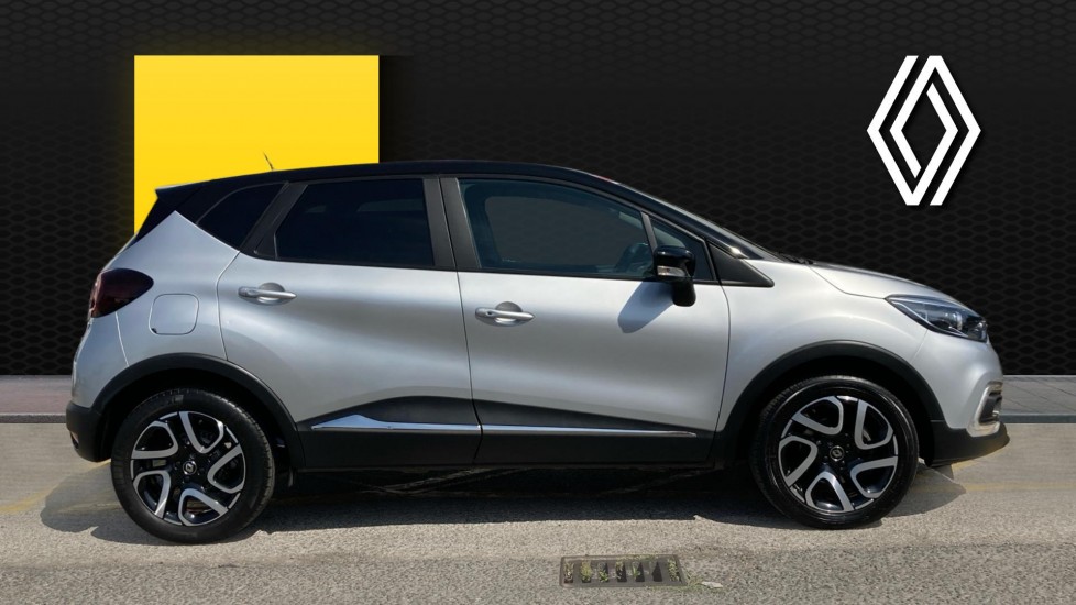 Renault Captur 1.3 TCE 130 Iconic 5dr Petrol Hatchback - Image 5
