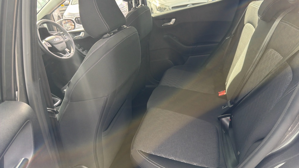 Ford Fiesta 1.0 EcoBoost Active 1 5dr Petrol Hatchback - Image 16