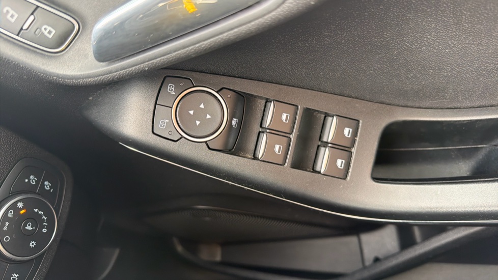 Ford Fiesta 1.0 EcoBoost Active 1 5dr Petrol Hatchback - Image 26