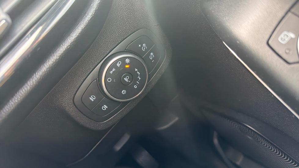 Ford Fiesta 1.0 EcoBoost Active 1 5dr Petrol Hatchback - Image 28