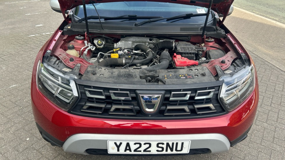 Dacia Duster 1.0 TCe 90 Prestige 5dr Petrol Estate - Image 8