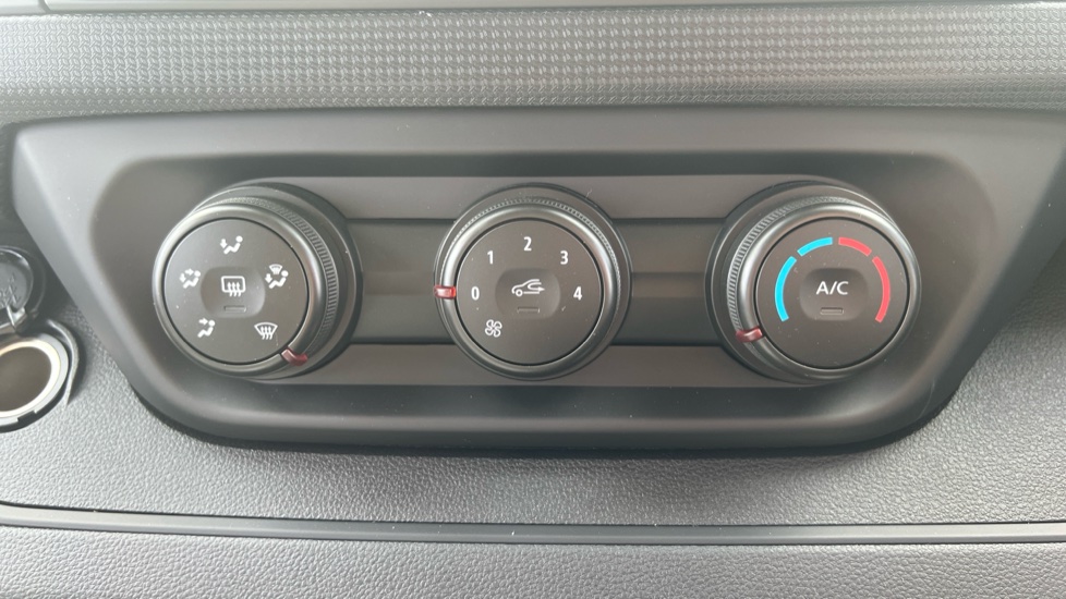 Renault Trafic Lwb Diesel LL30 Blue dCi 150 Advance [Safety] Van EAG9 - Image 15