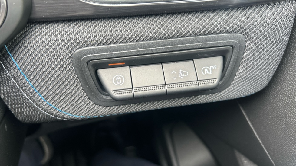 Renault Symbioz 1.3 TCe 140 Techno Esprit Alpine 5dr Petrol Estate - Image 28