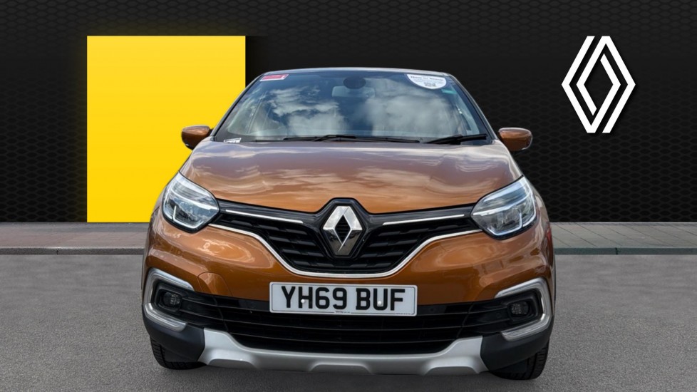 Renault Captur 1.3 TCE 130 GT Line 5dr Petrol Hatchback - Image 3