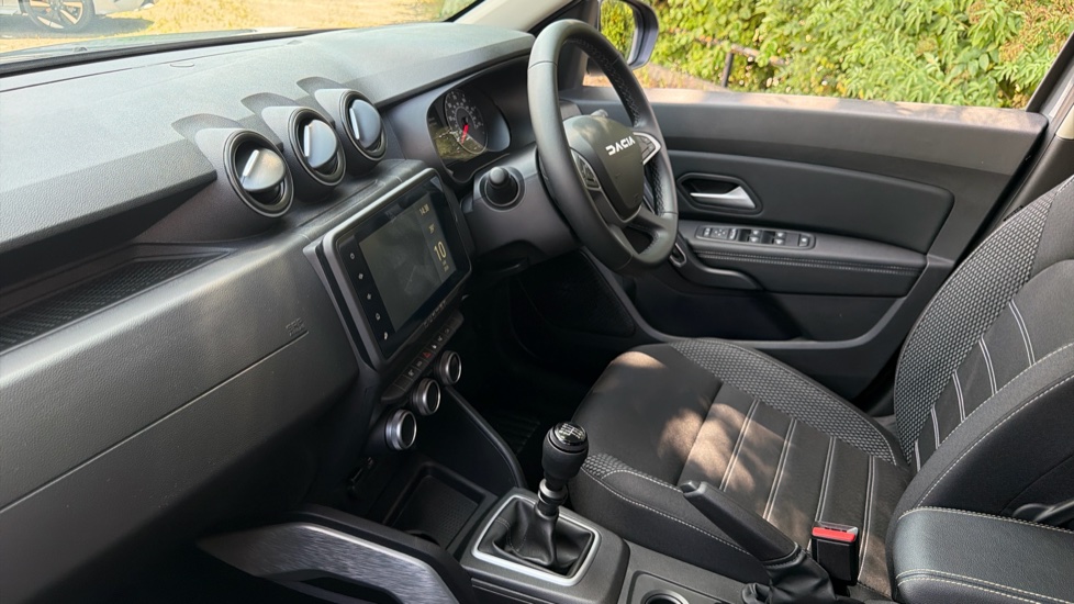 Dacia Duster 1.3 TCe 130 Journey 5dr Petrol Estate - Image 9