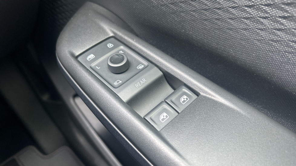 CUPRA Born 169kW e-Boost V2 58kWh 5dr Auto Electric Hatchback - Image 27