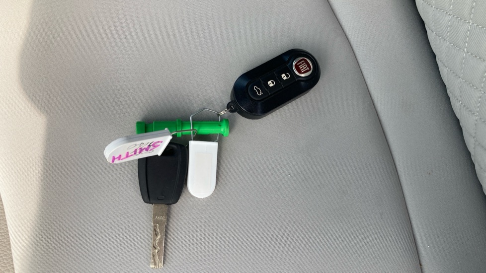 Fiat 500 1.0 Mild Hybrid Dolcevita [Part Leather] 3dr Petrol Hatchback - Image 20