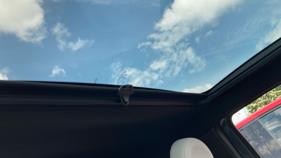 Fiat 500 1.0 Mild Hybrid Dolcevita [Part Leather] 3dr Petrol Hatchback - Image 27