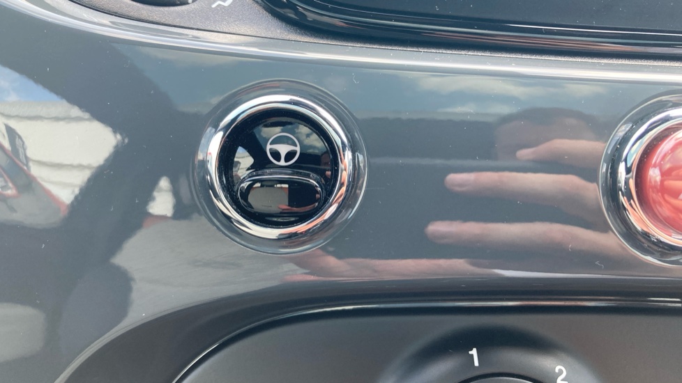 Fiat 500 1.0 Mild Hybrid Dolcevita [Part Leather] 3dr Petrol Hatchback - Image 30