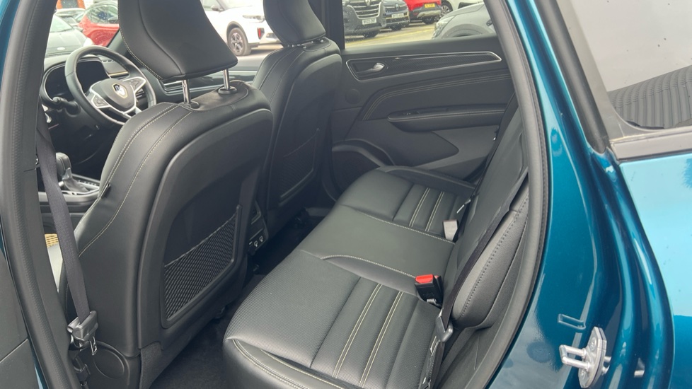Renault Arkana 1.6 E-Tech hybrid 145 Engineered Bose Ed 5dr Auto Hybrid Estate - Image 16