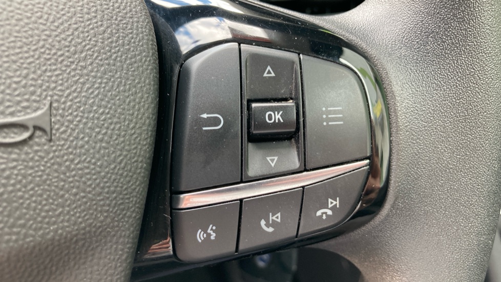 Ford Fiesta 1.0 EcoBoost Hybrid mHEV 125 Trend 5dr Petrol Hatchback - Image 23