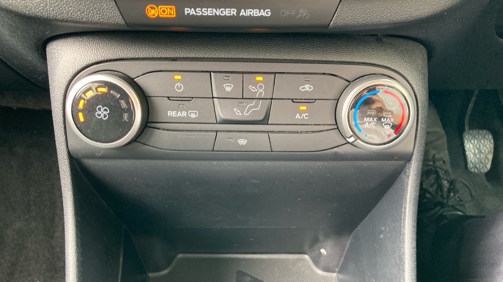 Ford Fiesta 1.0 EcoBoost Hybrid mHEV 125 Trend 5dr Petrol Hatchback - Image 31