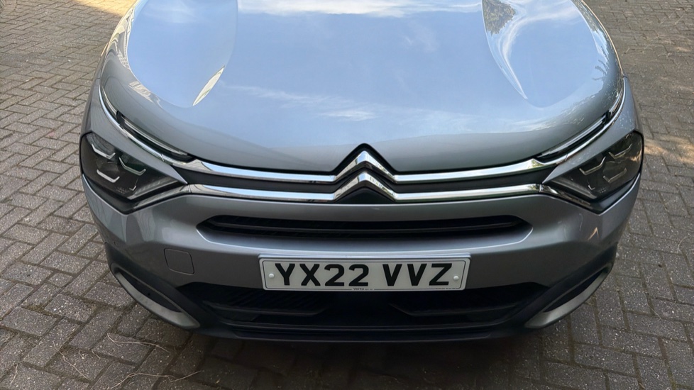 Citroen C4 1.2 PureTech [130] Shine 5dr Petrol Hatchback - Image 8
