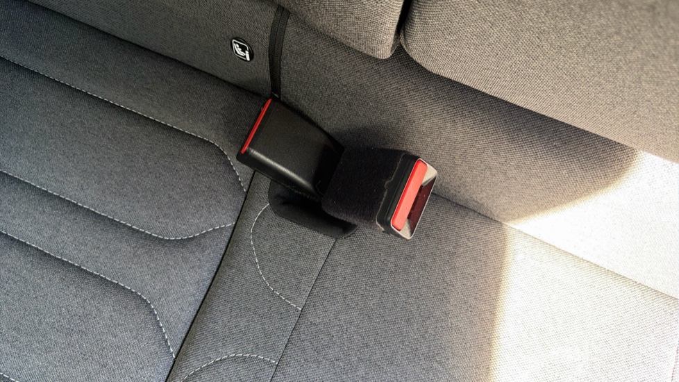 Citroen C4 1.2 PureTech [130] Shine 5dr Petrol Hatchback - Image 17