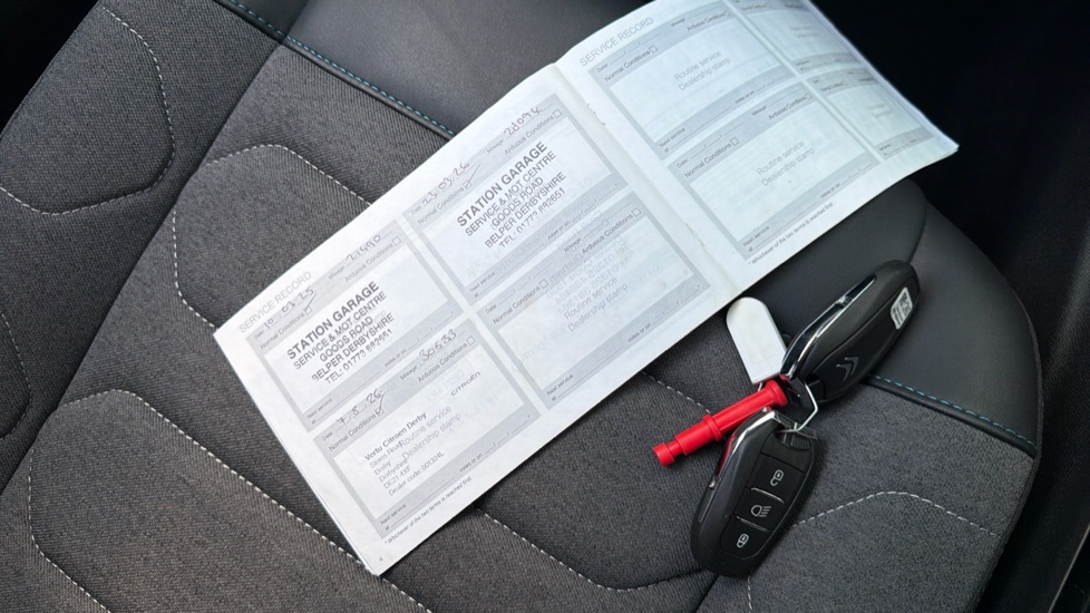 Citroen C4 1.2 PureTech [130] Shine 5dr Petrol Hatchback - Image 19