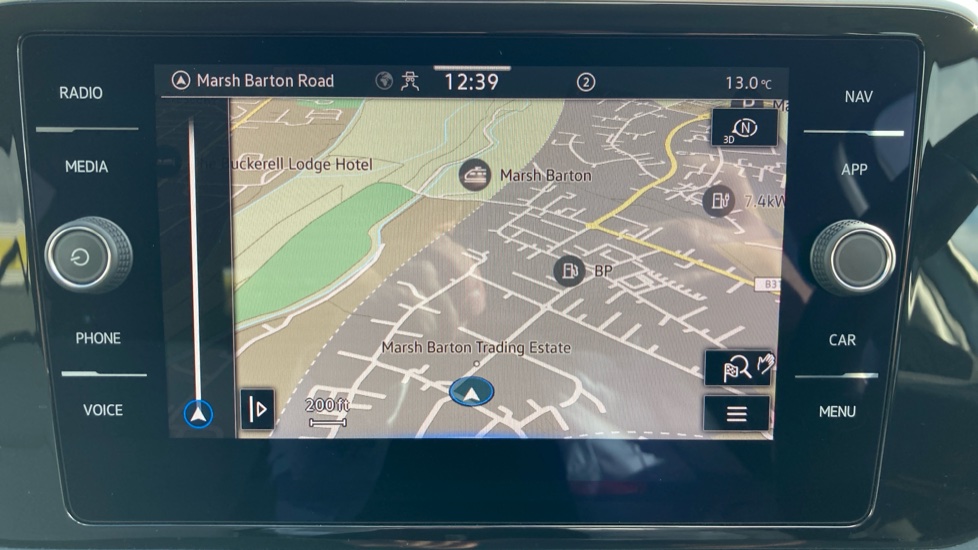 Volkswagen T-Roc 1.5 TSI Style 5dr DSG Petrol Hatchback - Image 25