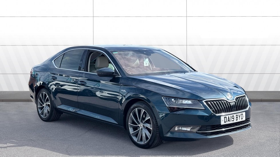 Skoda Superb 2.0 TSI 272 Laurin + Klement 4X4 5dr DSG Petrol Hatchback - Image 1