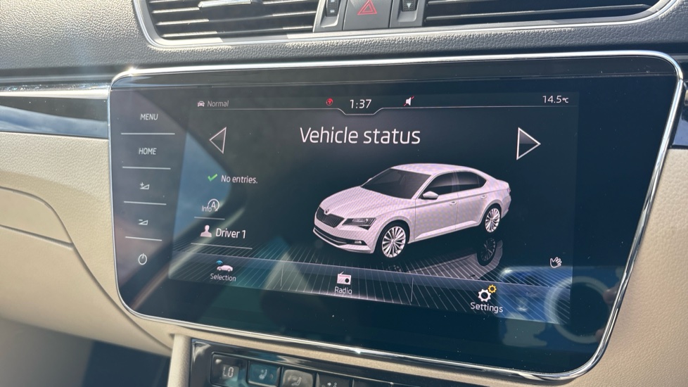 Skoda Superb 2.0 TSI 272 Laurin + Klement 4X4 5dr DSG Petrol Hatchback - Image 12
