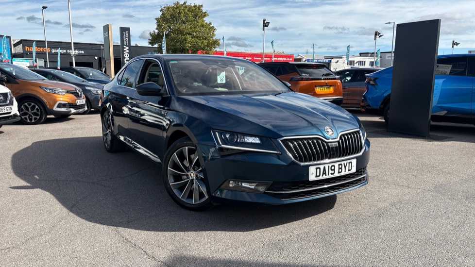 Skoda Superb 2.0 TSI 272 Laurin + Klement 4X4 5dr DSG Petrol Hatchback - Image 62