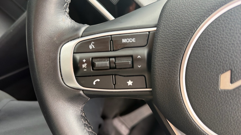 Kia Sportage 1.6T GDi ISG 2 5dr Petrol Estate - Image 30