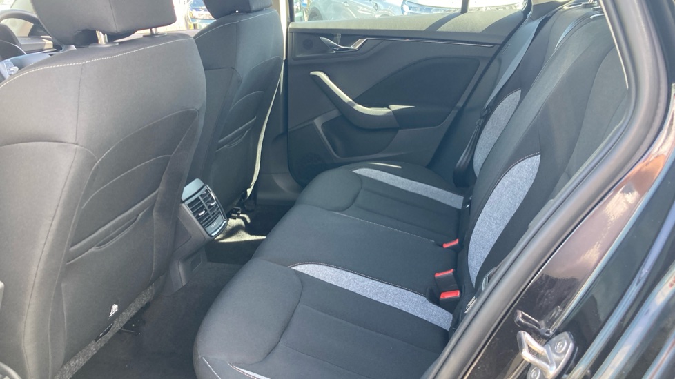Skoda Kamiq 1.0 TSI SE Edition 5dr Petrol Hatchback - Image 16
