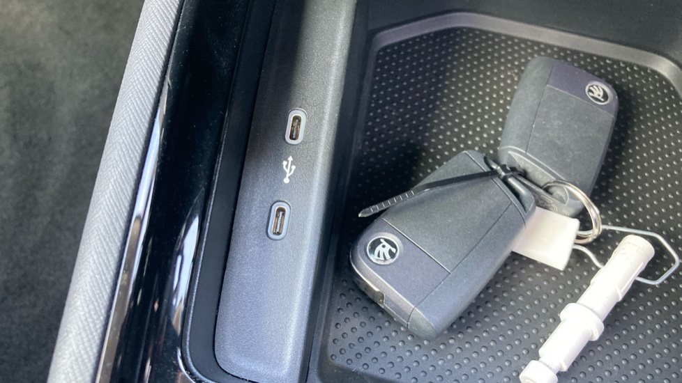 Skoda Kamiq 1.0 TSI SE Edition 5dr Petrol Hatchback - Image 32