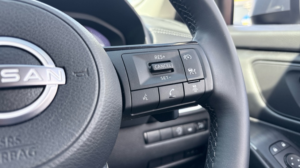 Nissan Qashqai 1.3 DiG-T MH 158 N-Connecta 5dr Xtronic Petrol Hatchback - Image 22