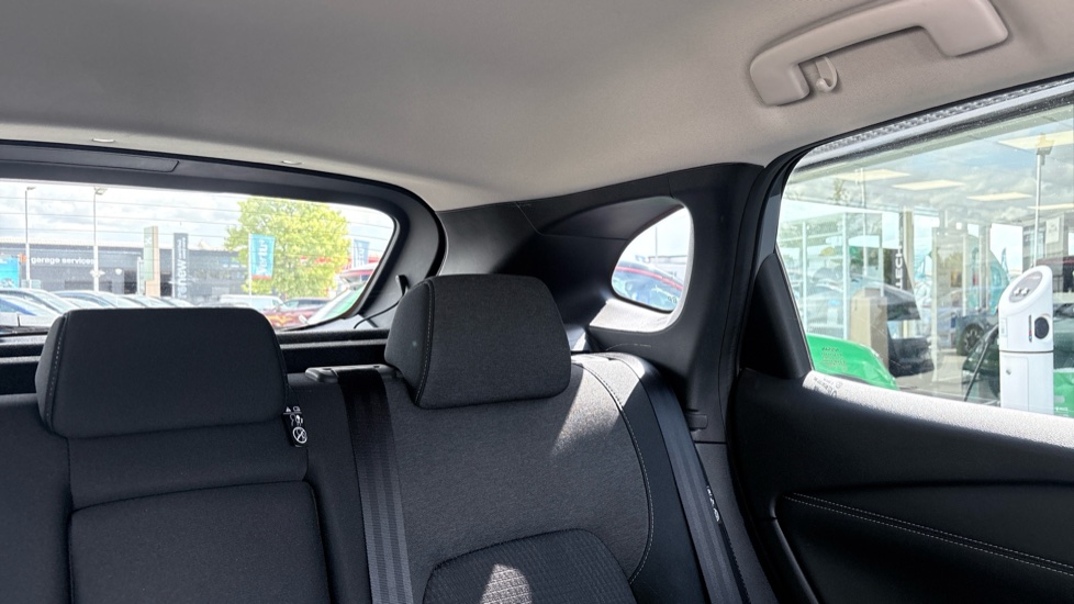 Nissan Qashqai 1.3 DiG-T MH 158 N-Connecta 5dr Xtronic Petrol Hatchback - Image 47