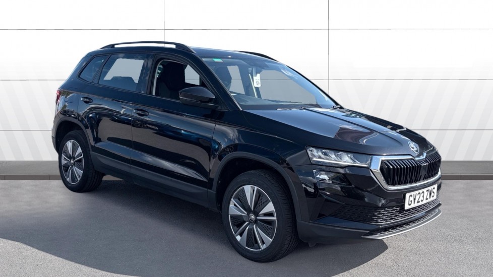 Skoda Karoq 1.5 TSI SE Drive 5dr Petrol Estate - Image 1