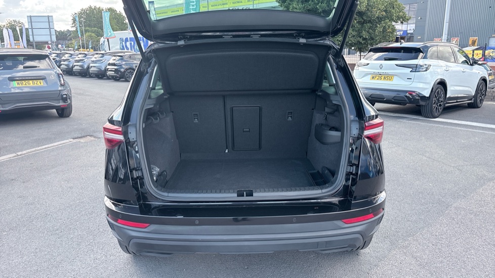Skoda Karoq 1.5 TSI SE Drive 5dr Petrol Estate - Image 4