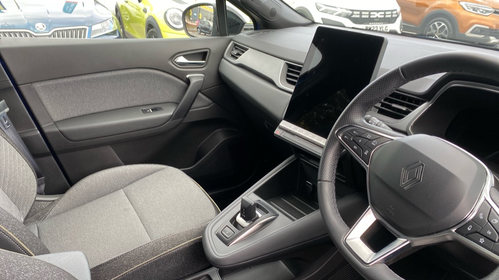 Renault Symbioz 1.8 E-Tech FHEV 160 Techno 5dr Auto Hybrid Estate - Image 14