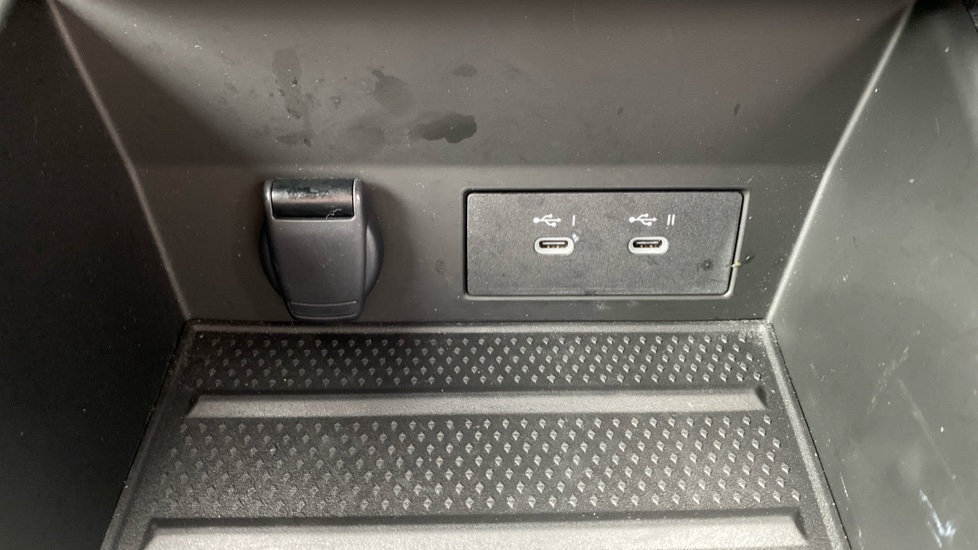 Renault Symbioz 1.8 E-Tech FHEV 160 Techno 5dr Auto Hybrid Estate - Image 26