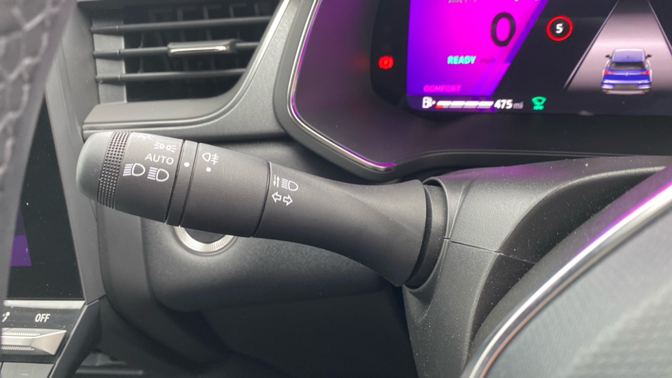 Renault Symbioz 1.8 E-Tech FHEV 160 Techno 5dr Auto Hybrid Estate - Image 30