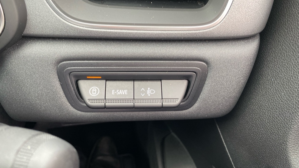 Renault Symbioz 1.8 E-Tech FHEV 160 Techno 5dr Auto Hybrid Estate - Image 33