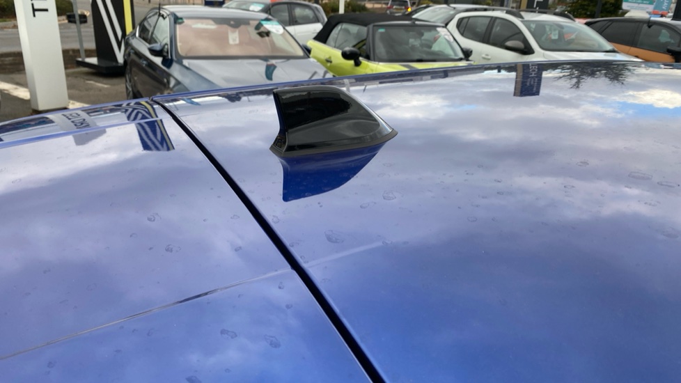 Renault Symbioz 1.8 E-Tech FHEV 160 Techno 5dr Auto Hybrid Estate - Image 41