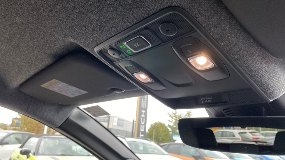 Renault Symbioz 1.8 E-Tech FHEV 160 Techno 5dr Auto Hybrid Estate - Image 45
