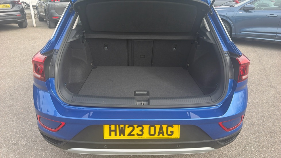 Volkswagen T-Roc 1.0 TSI Life 5dr Petrol Hatchback - Image 4