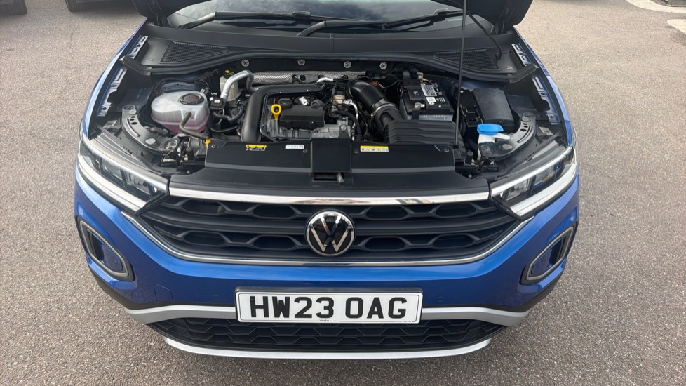 Volkswagen T-Roc 1.0 TSI Life 5dr Petrol Hatchback - Image 8