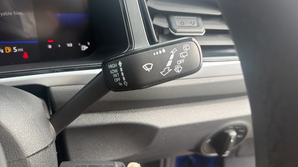 Volkswagen T-Roc 1.0 TSI Life 5dr Petrol Hatchback - Image 24
