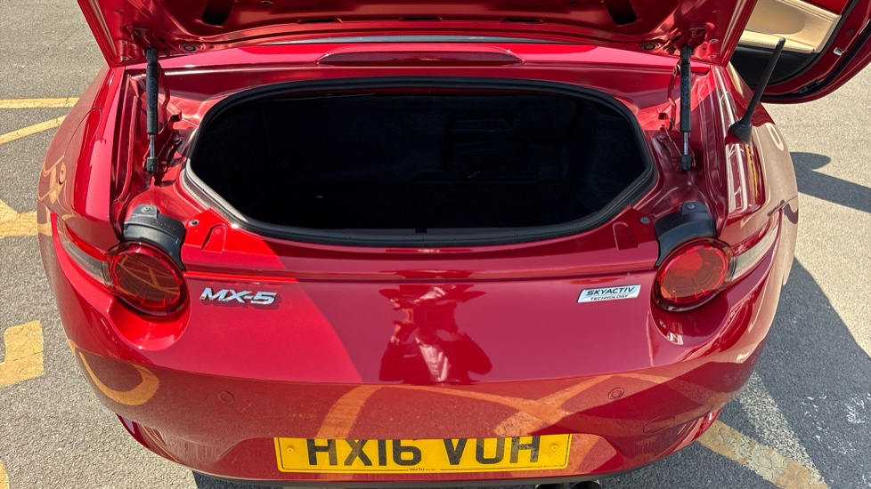 Mazda MX-5 2.0 Sport Nav 2dr Petrol Convertible - Image 4