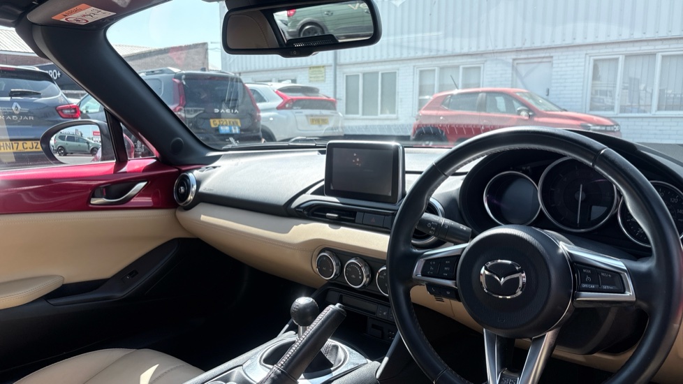 Mazda MX-5 2.0 Sport Nav 2dr Petrol Convertible - Image 10