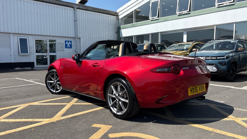 Mazda MX-5 2.0 Sport Nav 2dr Petrol Convertible - Image 23