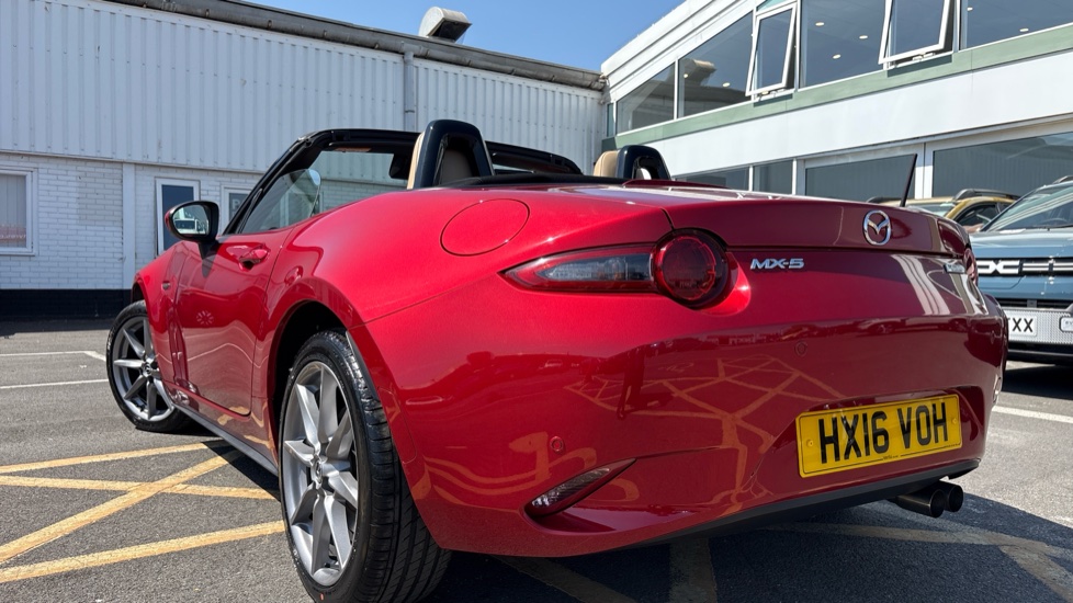 Mazda MX-5 2.0 Sport Nav 2dr Petrol Convertible - Image 24