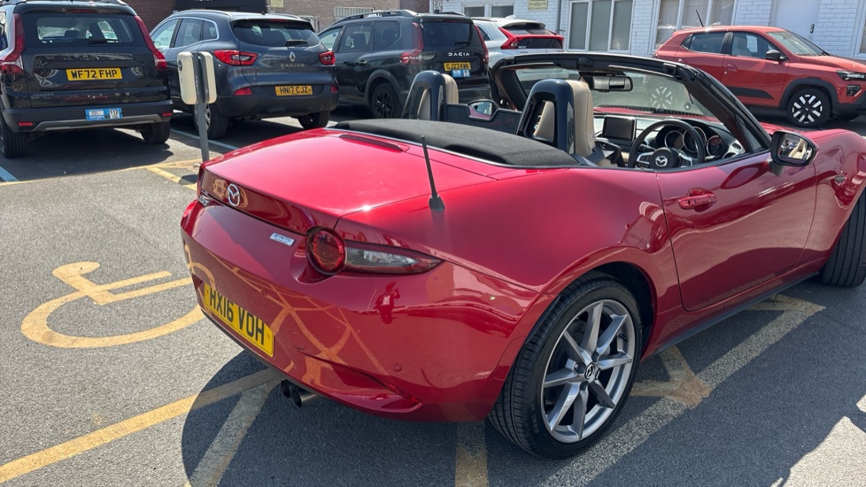 Mazda MX-5 2.0 Sport Nav 2dr Petrol Convertible - Image 28