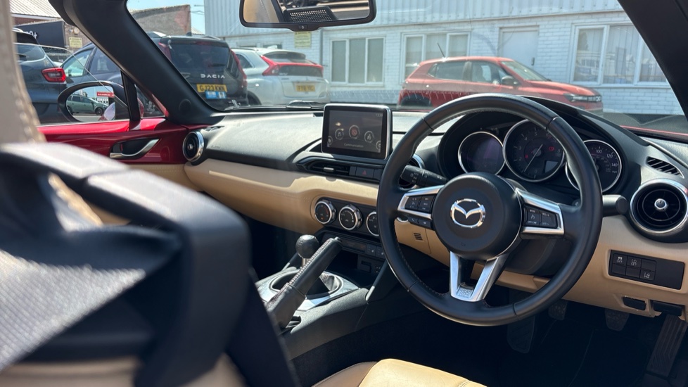 Mazda MX-5 2.0 Sport Nav 2dr Petrol Convertible - Image 33