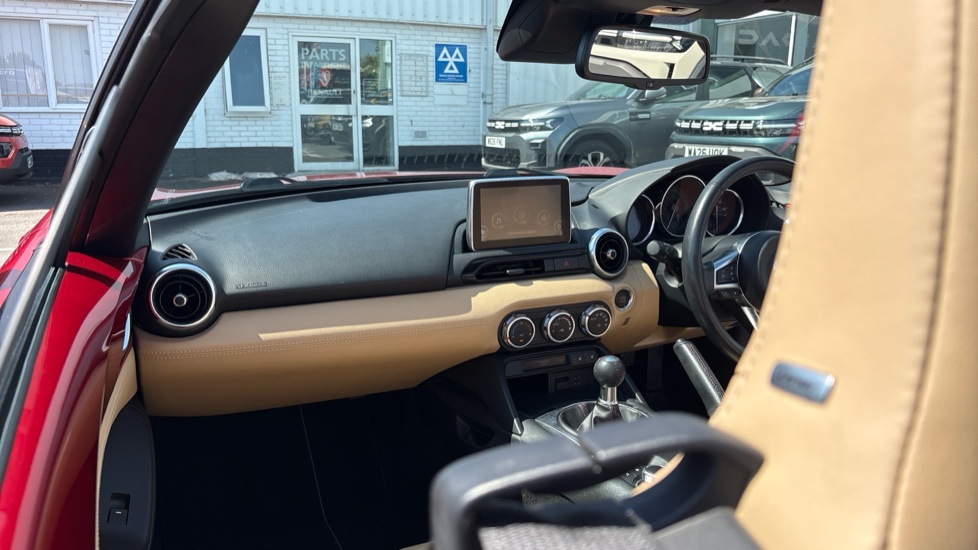 Mazda MX-5 2.0 Sport Nav 2dr Petrol Convertible - Image 34
