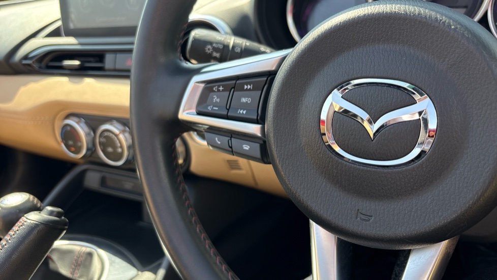 Mazda MX-5 2.0 Sport Nav 2dr Petrol Convertible - Image 37