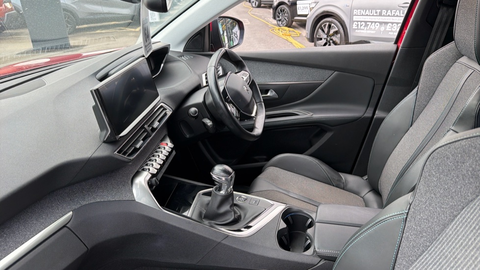 Peugeot 5008 1.5 BlueHDi Allure Premium 5dr Diesel Estate - Image 9