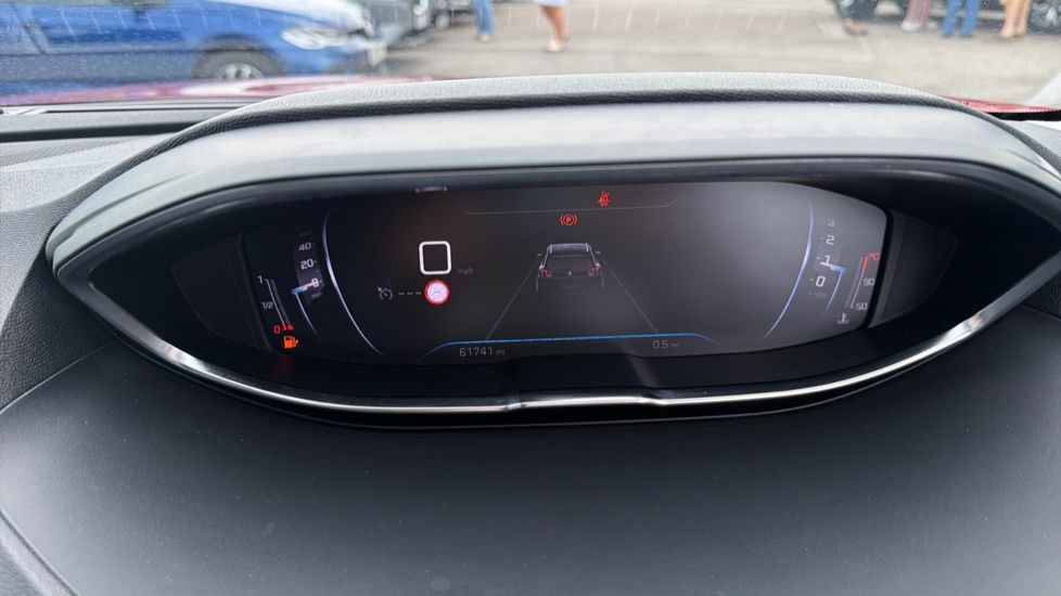 Peugeot 5008 1.5 BlueHDi Allure Premium 5dr Diesel Estate - Image 18