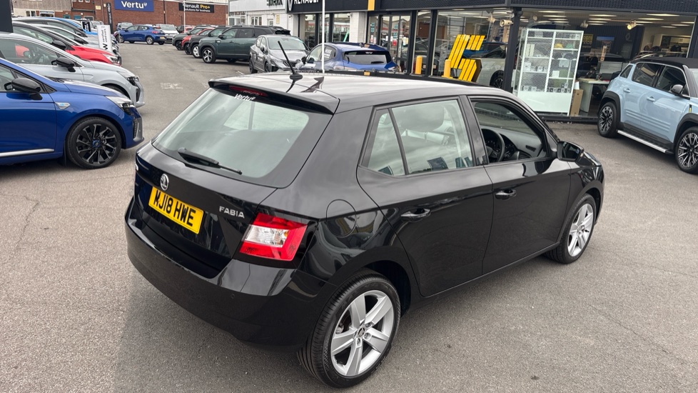 Skoda Fabia 1.0 TSI 110 SE L 5dr DSG Petrol Hatchback - Image 27
